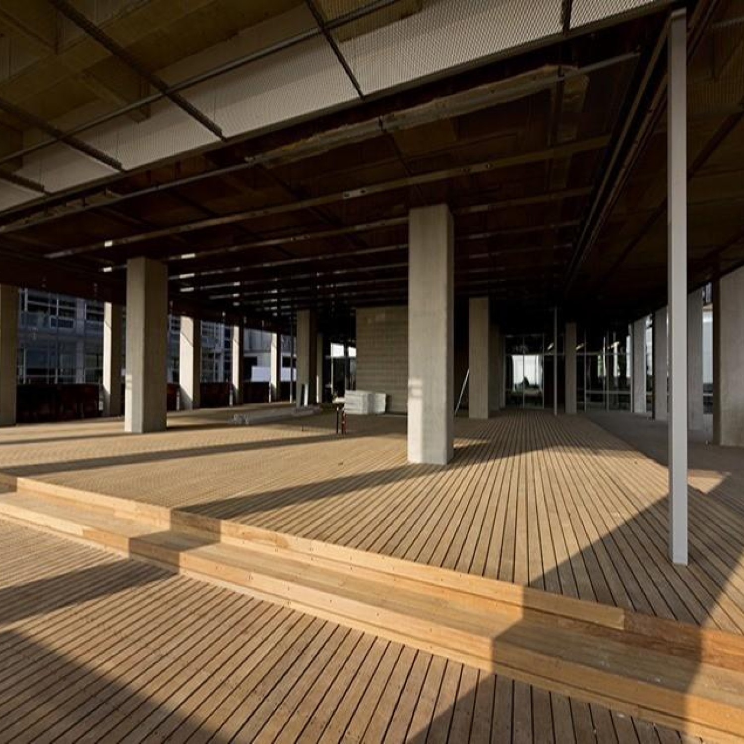 Deck Kompozit Zemin Kaplama